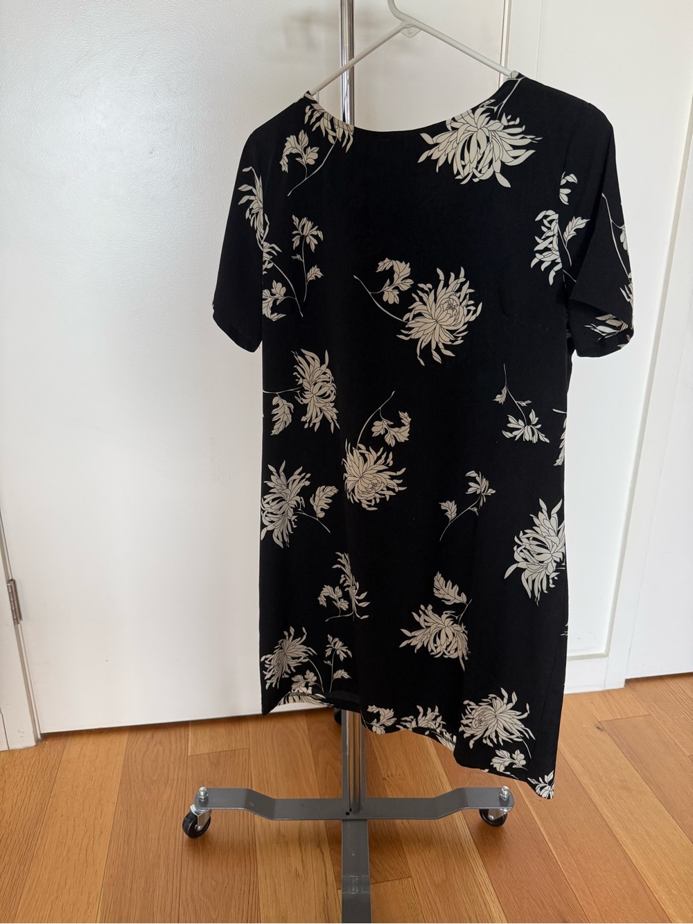 Glamorous Black Dress with Cream Floral Print